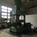 出售84年湖州四柱萬能液壓機(jī)YA32-315