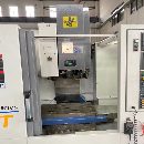 出售:臺灣原裝永進FV一56T、同款兩臺、三軸線軌、BT40直連主軸10.