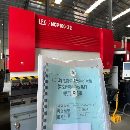出售WF67K-100T/3200電液數(shù)控折彎機(jī)