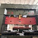南通1250噸，臺面1.9米4米，多點頂出，移動工作臺，.