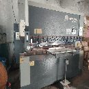 100噸3米數(shù)控折彎機(jī)