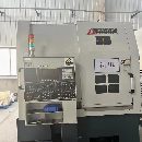 出售:臺灣油機KV200E C數(shù)式立控車銑中心，其中一臺Z軸加高，轉(zhuǎn)旋.
