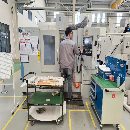 剛買2臺(tái)美國(guó)哈挺1000立式加工中心 機(jī)器的9成新 發(fā)那科.