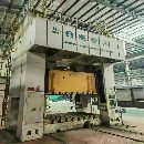 合肥2400噸鍛壓線：800噸～400噸四臺。
800噸，滑塊行.