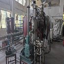 兩臺(tái)微波發(fā)生器  3臺(tái)真空泵 還有冷熱交換機(jī) 真空爐 管道等打包出.