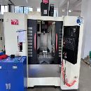 剛剛買下喬峰五軸850加工中心一臺，機器嘎嘎的新，，.