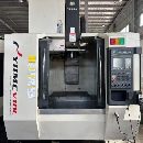 兩臺老牌永華1060重型機，其中一臺BT50主軸，自重7噸.