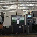 同款兩臺日本津上VA4高速高精加工中心，主電機18.5KW.