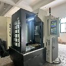 佳瑞特8070雕銑機，新代系統，安川電機驅動，ER32主軸，24000轉.
