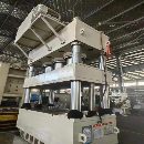 南通鍛壓2000噸，臺面1.4米2.4米，開口高度1.4米，油.